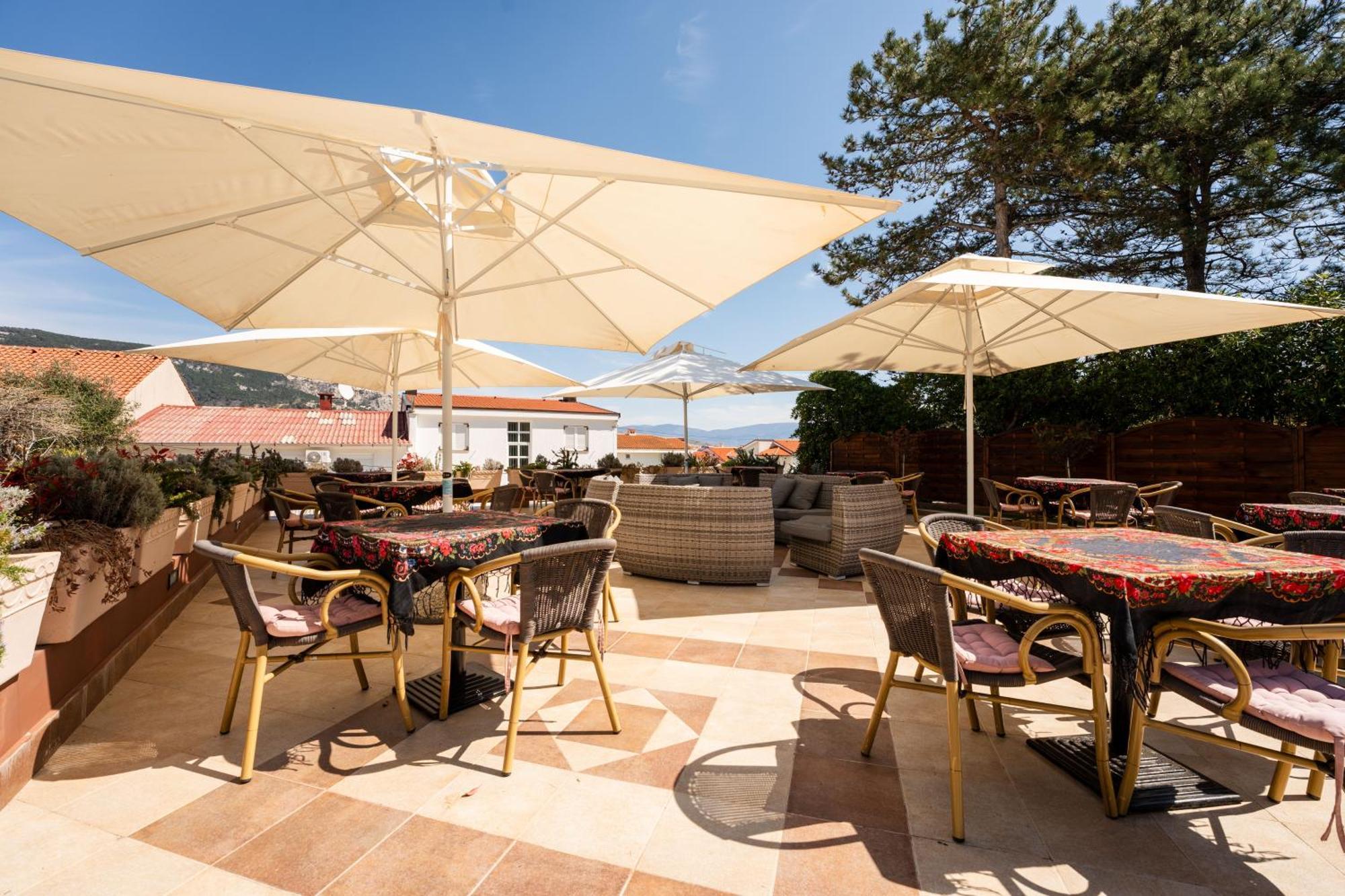 באסקה Bed & Breakfast Villa Terezija מראה חיצוני תמונה