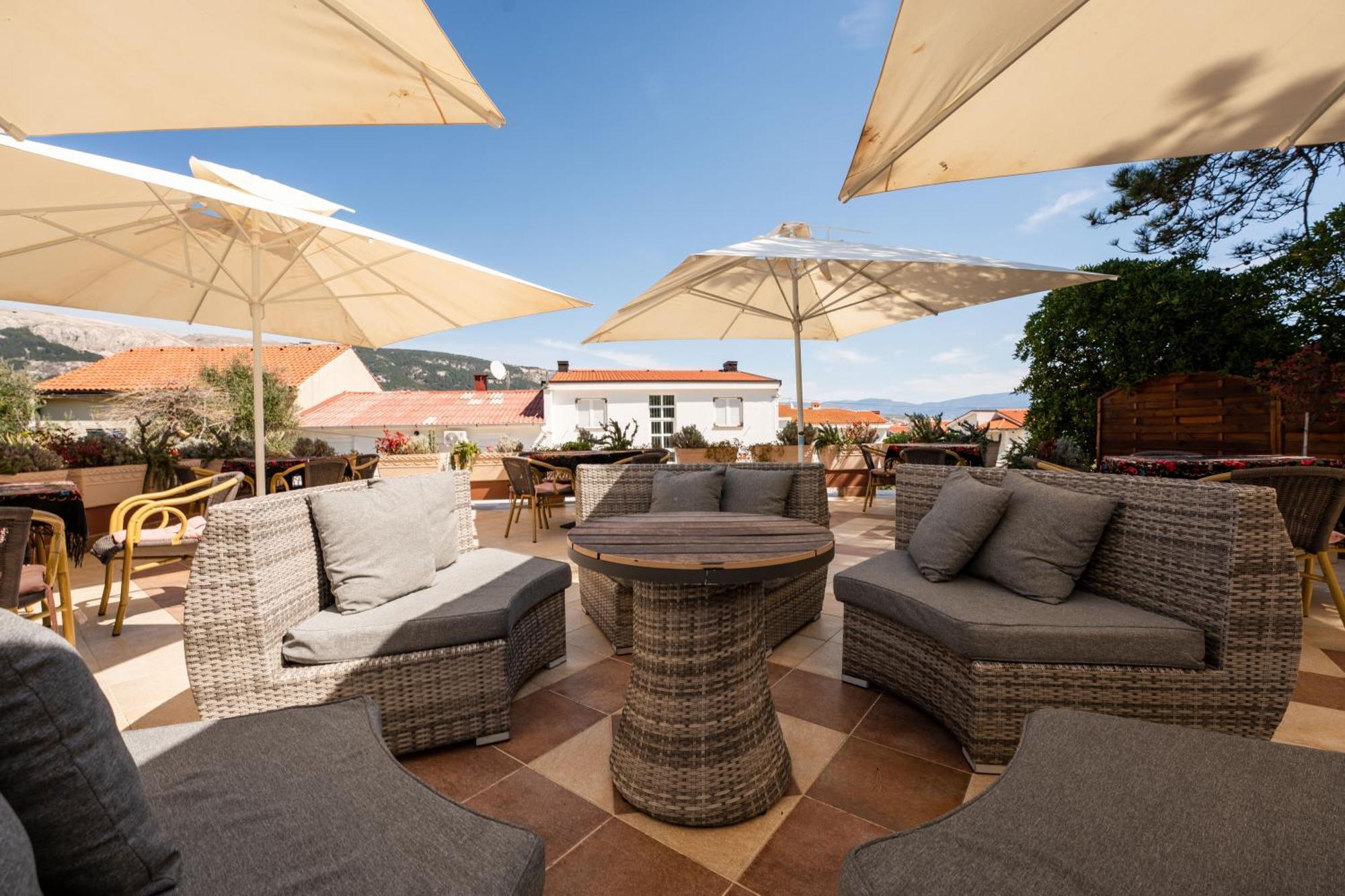 באסקה Bed & Breakfast Villa Terezija מראה חיצוני תמונה